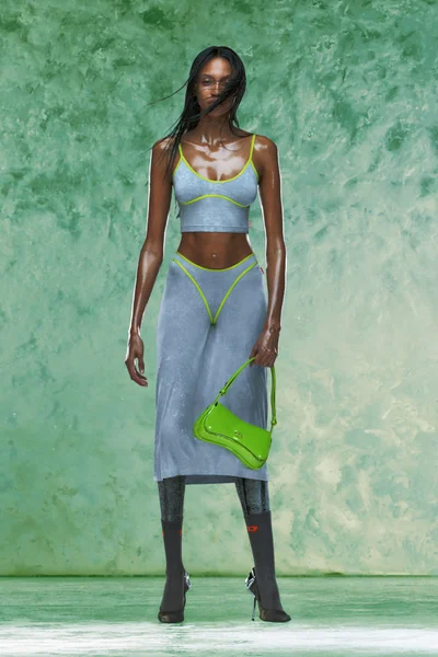 Look 39